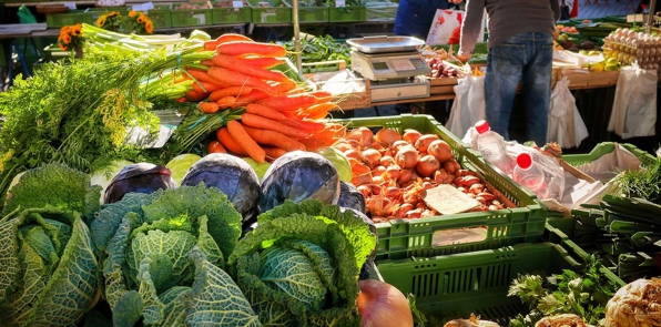 Wochenmarkt im Stadtteil